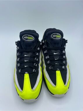 Air Max 95 Premium Reverse Volt Glow